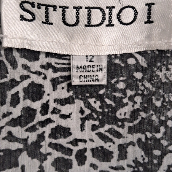 Studio 1 Sleeveless Maxi Dress With Open Top      Size 12 - Picture 16 of 16